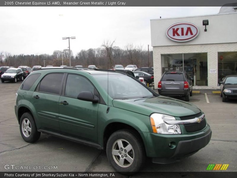 Meander Green Metallic / Light Gray 2005 Chevrolet Equinox LS AWD