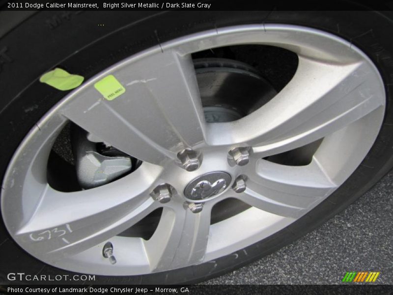 Bright Silver Metallic / Dark Slate Gray 2011 Dodge Caliber Mainstreet