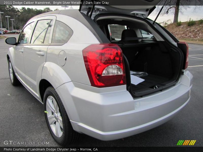 Bright Silver Metallic / Dark Slate Gray 2011 Dodge Caliber Mainstreet