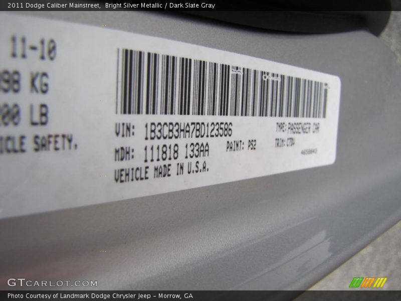 Bright Silver Metallic / Dark Slate Gray 2011 Dodge Caliber Mainstreet