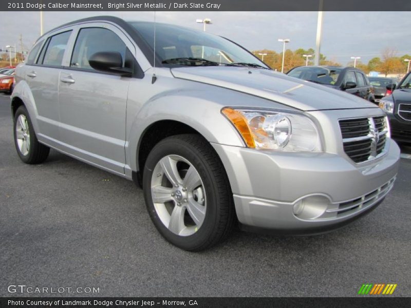 Bright Silver Metallic / Dark Slate Gray 2011 Dodge Caliber Mainstreet