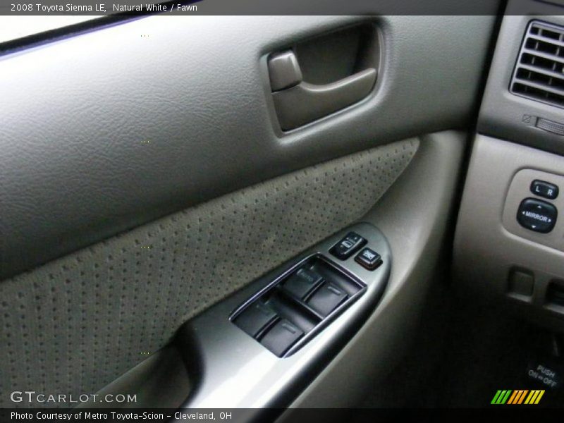 Natural White / Fawn 2008 Toyota Sienna LE