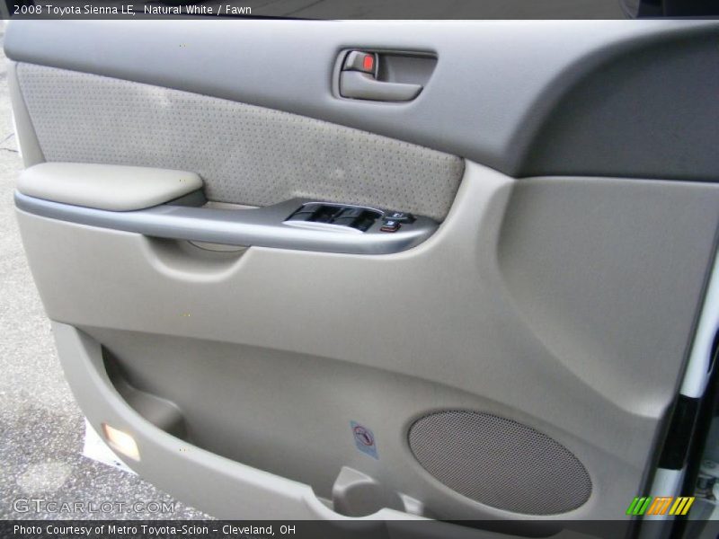 Natural White / Fawn 2008 Toyota Sienna LE