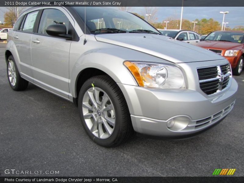 Front 3/4 View of 2011 Caliber Heat