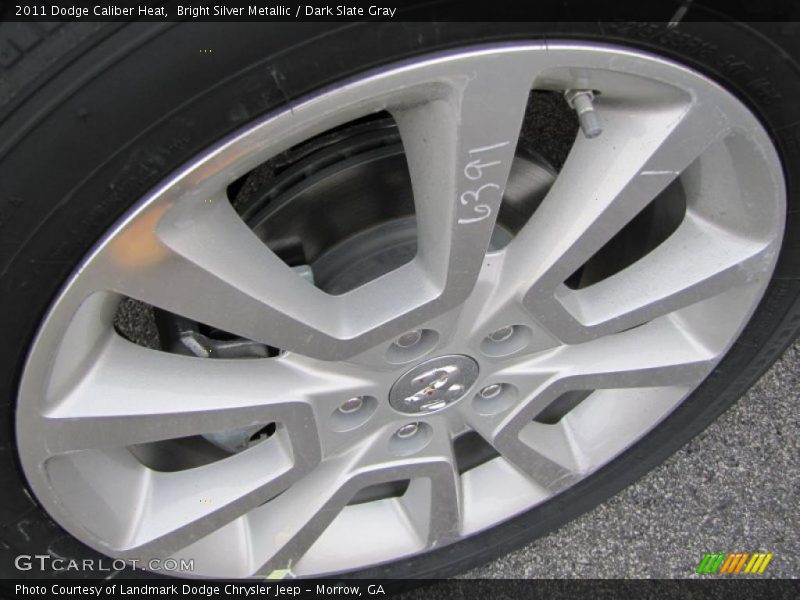 Bright Silver Metallic / Dark Slate Gray 2011 Dodge Caliber Heat