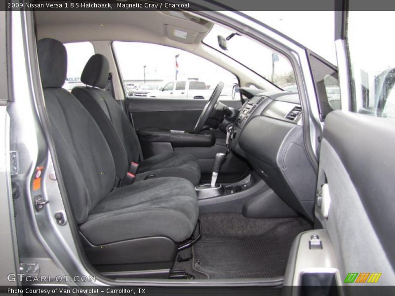 Magnetic Gray / Charcoal 2009 Nissan Versa 1.8 S Hatchback