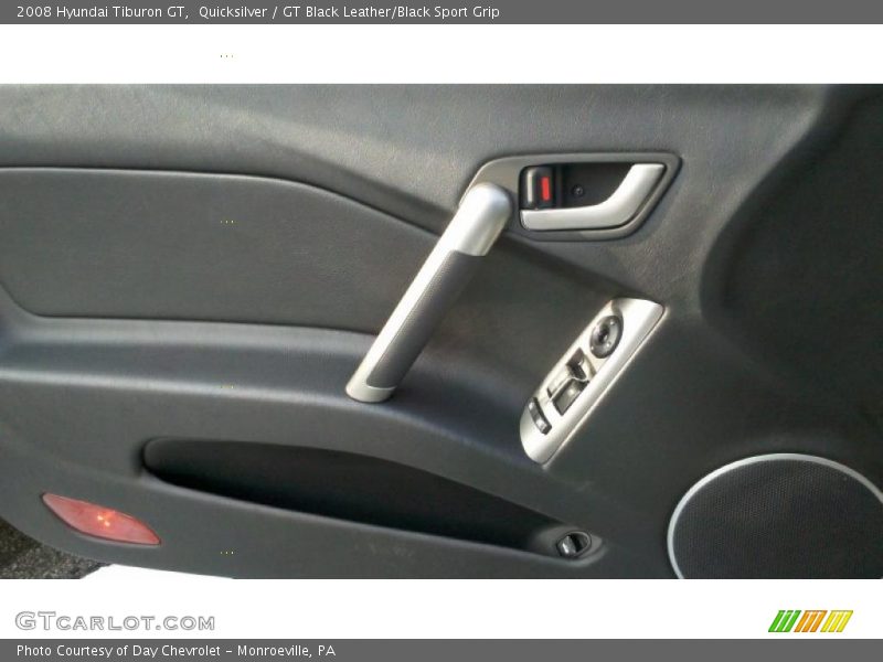 Quicksilver / GT Black Leather/Black Sport Grip 2008 Hyundai Tiburon GT