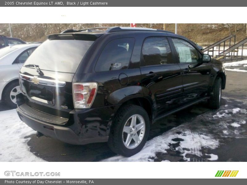 Black / Light Cashmere 2005 Chevrolet Equinox LT AWD