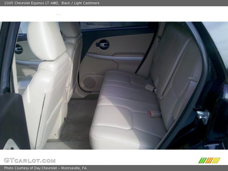 Black / Light Cashmere 2005 Chevrolet Equinox LT AWD