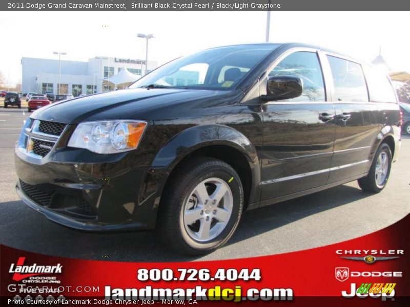 Brilliant Black Crystal Pearl / Black/Light Graystone 2011 Dodge Grand Caravan Mainstreet