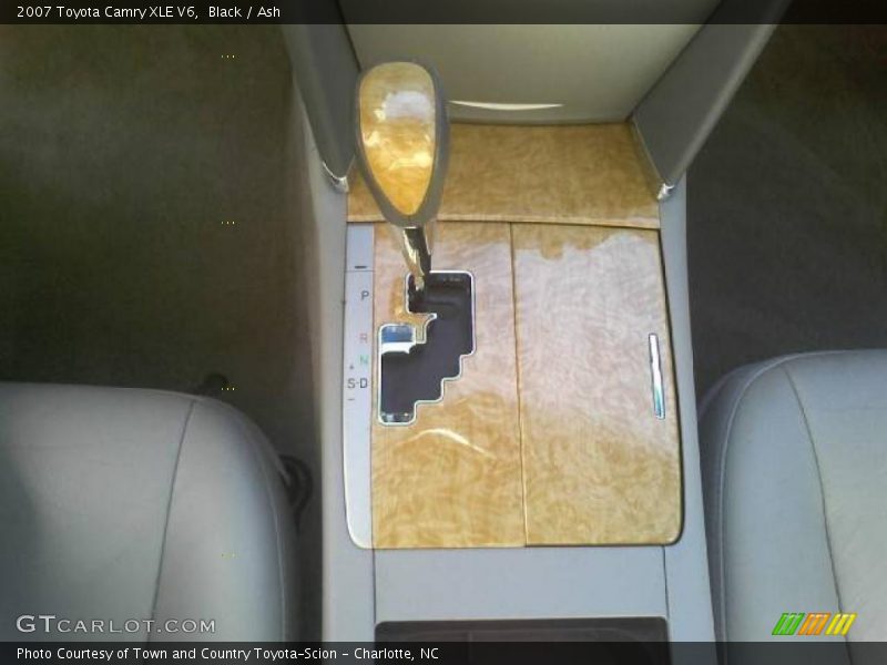 Black / Ash 2007 Toyota Camry XLE V6