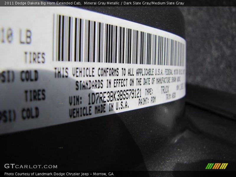 Mineral Gray Metallic / Dark Slate Gray/Medium Slate Gray 2011 Dodge Dakota Big Horn Extended Cab