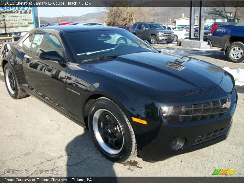 Front 3/4 View of 2011 Camaro LS Coupe