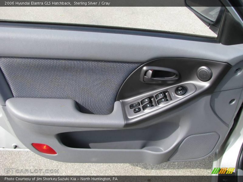 Sterling Silver / Gray 2006 Hyundai Elantra GLS Hatchback