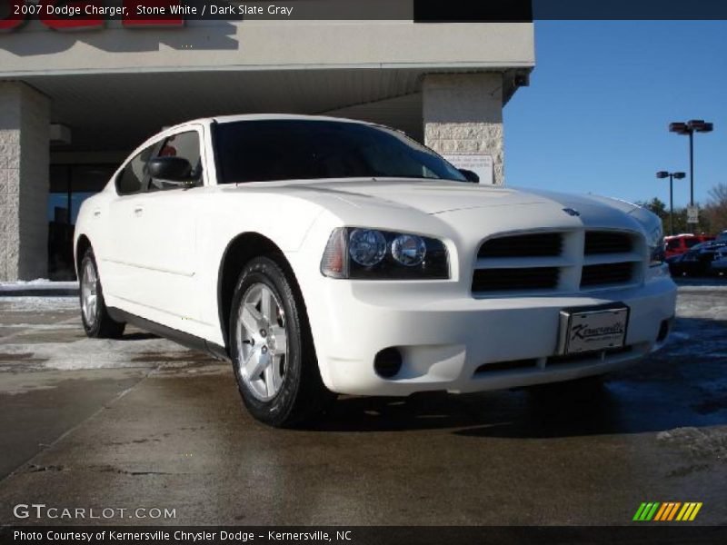 Stone White / Dark Slate Gray 2007 Dodge Charger