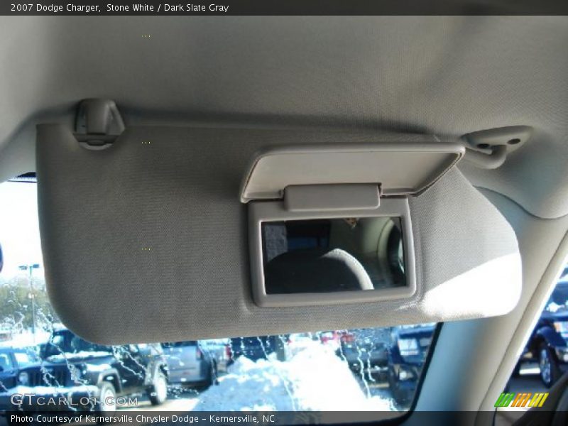 Stone White / Dark Slate Gray 2007 Dodge Charger