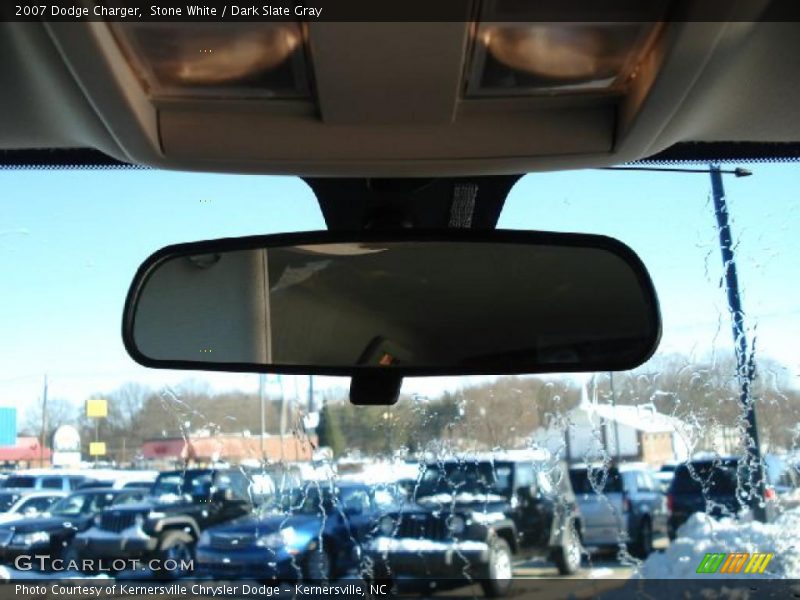 Stone White / Dark Slate Gray 2007 Dodge Charger