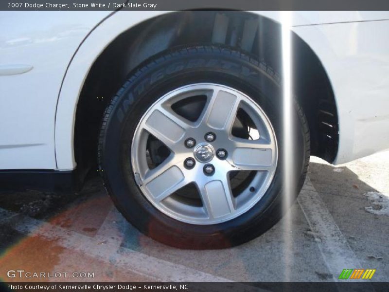 Stone White / Dark Slate Gray 2007 Dodge Charger
