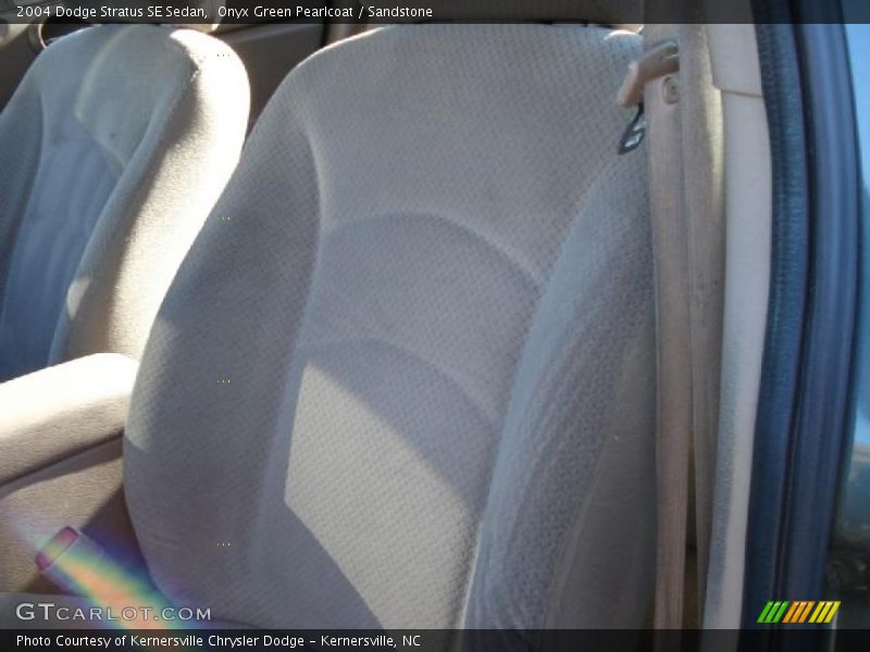 Onyx Green Pearlcoat / Sandstone 2004 Dodge Stratus SE Sedan