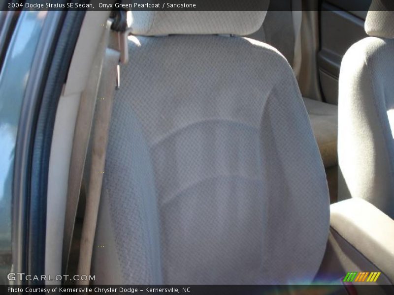 Onyx Green Pearlcoat / Sandstone 2004 Dodge Stratus SE Sedan