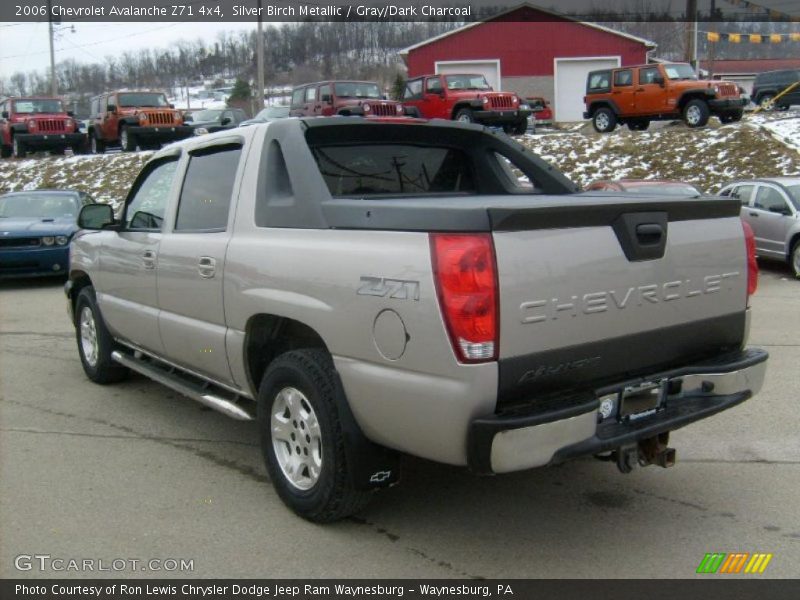 Silver Birch Metallic / Gray/Dark Charcoal 2006 Chevrolet Avalanche Z71 4x4