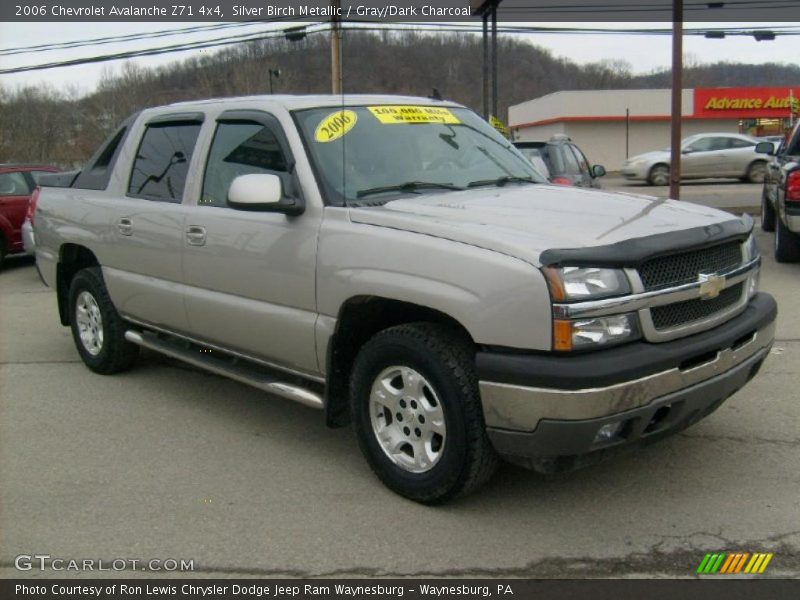 Silver Birch Metallic / Gray/Dark Charcoal 2006 Chevrolet Avalanche Z71 4x4