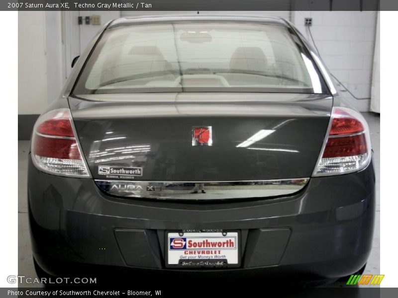 Techno Gray Metallic / Tan 2007 Saturn Aura XE