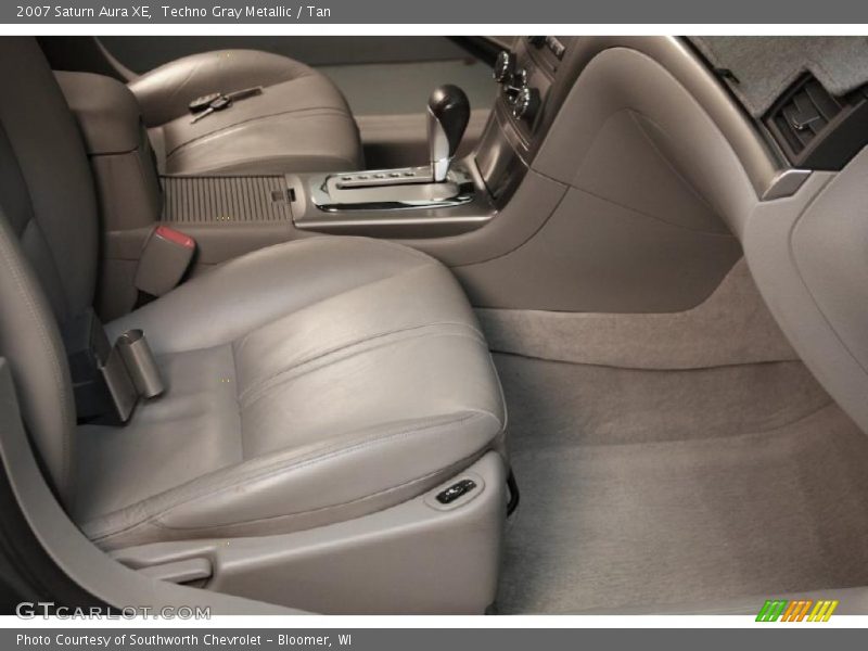 Techno Gray Metallic / Tan 2007 Saturn Aura XE