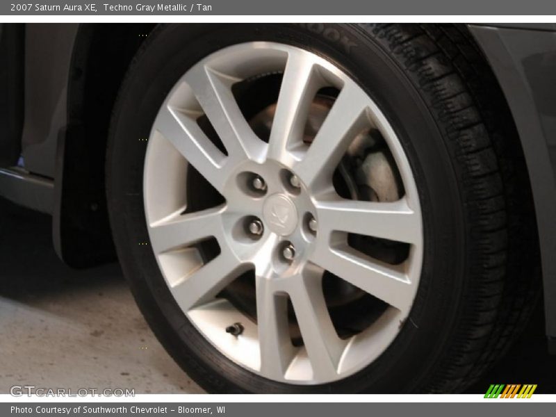 Techno Gray Metallic / Tan 2007 Saturn Aura XE