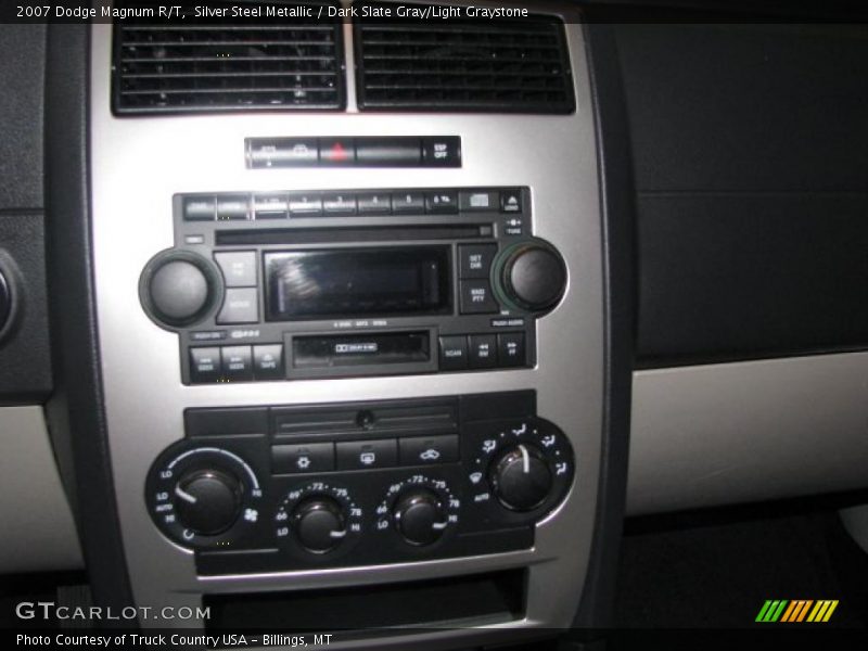 Controls of 2007 Magnum R/T