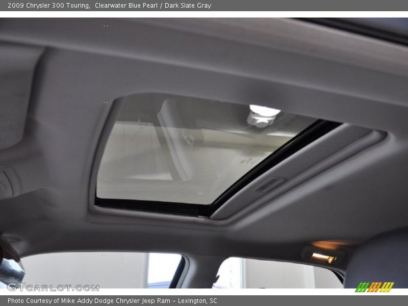 Clearwater Blue Pearl / Dark Slate Gray 2009 Chrysler 300 Touring