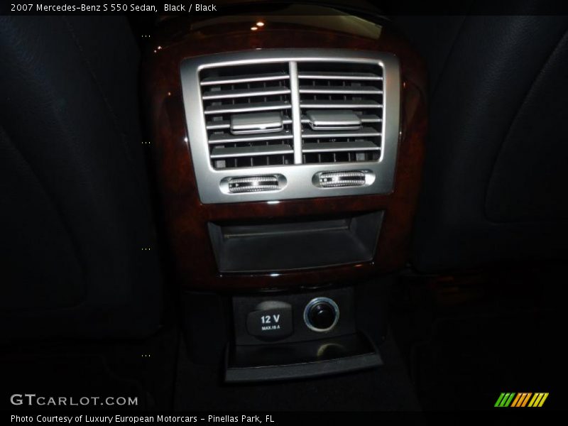 Black / Black 2007 Mercedes-Benz S 550 Sedan