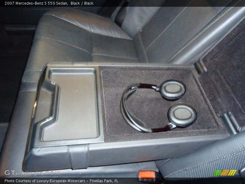 Black / Black 2007 Mercedes-Benz S 550 Sedan