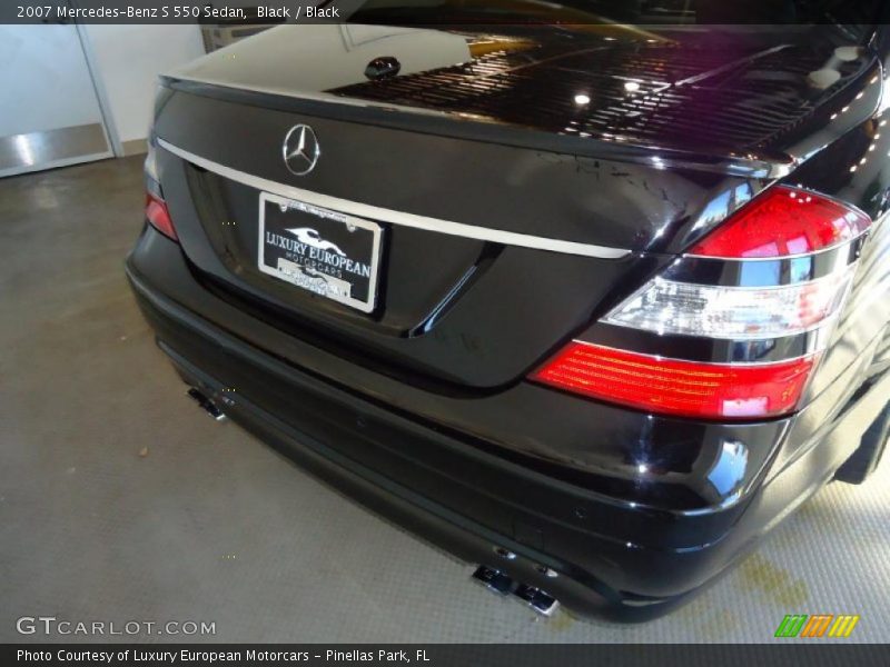 Black / Black 2007 Mercedes-Benz S 550 Sedan