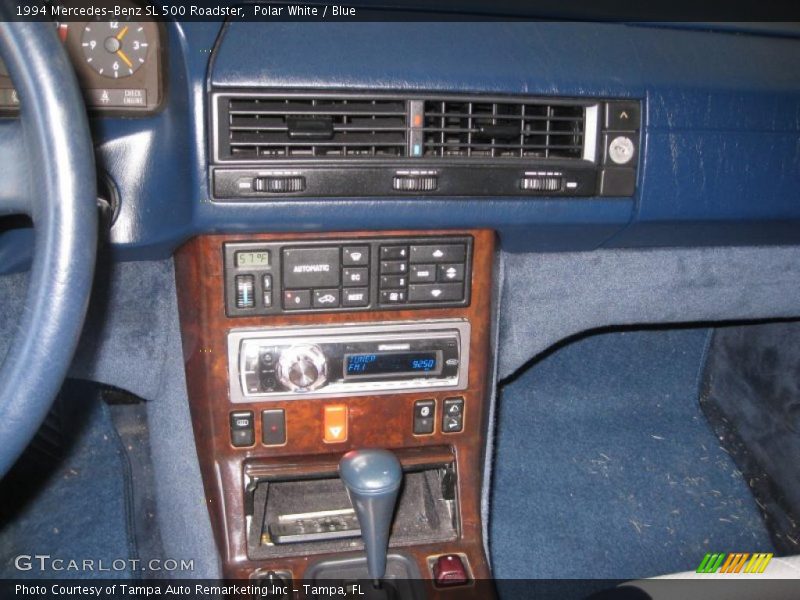 Dashboard of 1994 SL 500 Roadster
