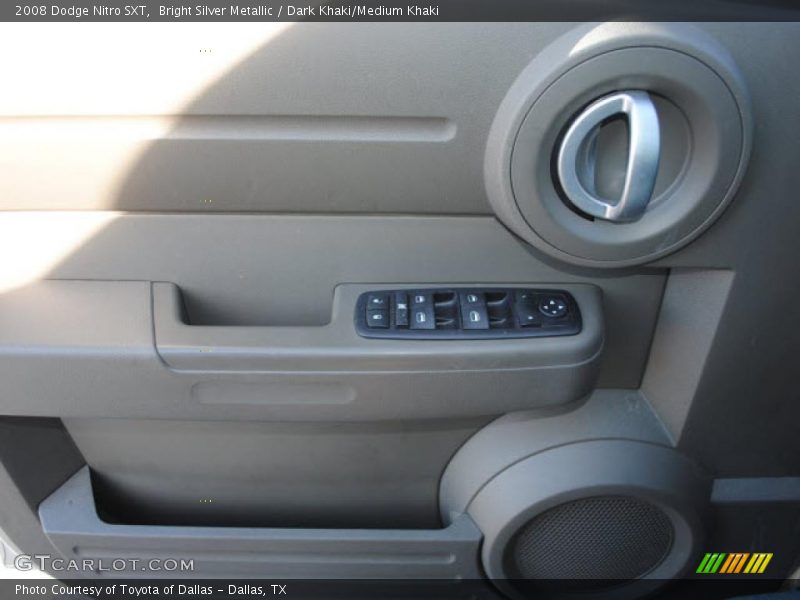 Bright Silver Metallic / Dark Khaki/Medium Khaki 2008 Dodge Nitro SXT