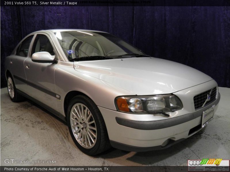 Silver Metallic / Taupe 2001 Volvo S60 T5