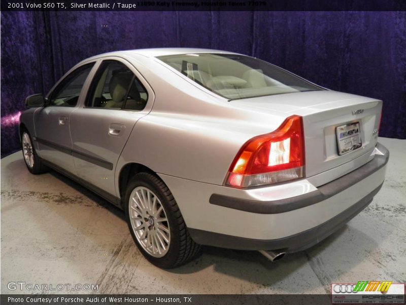 Silver Metallic / Taupe 2001 Volvo S60 T5