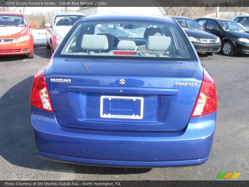 Cobalt Blue Metallic / Grey 2006 Suzuki Forenza Sedan
