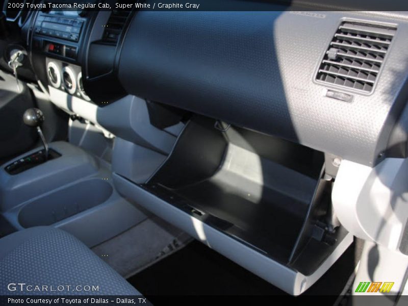 Super White / Graphite Gray 2009 Toyota Tacoma Regular Cab
