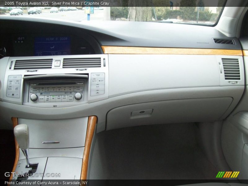 Silver Pine Mica / Graphite Gray 2005 Toyota Avalon XLS