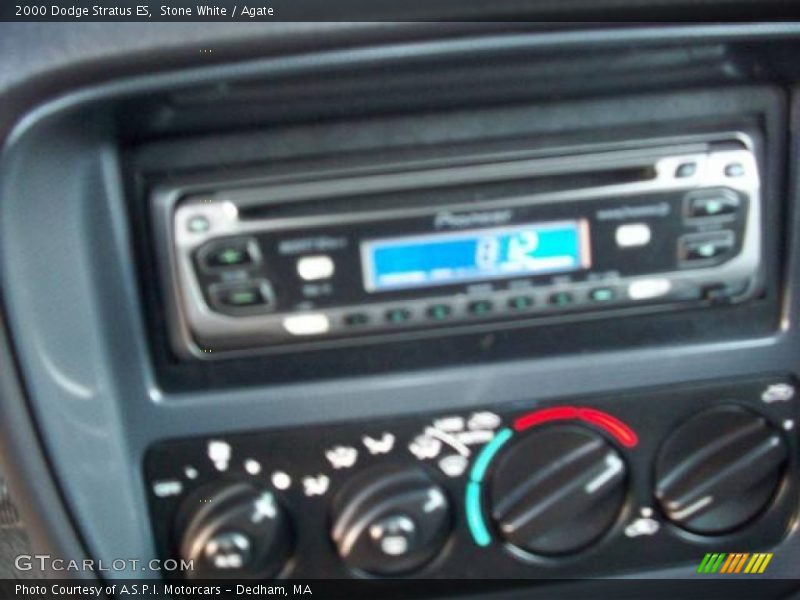 Stone White / Agate 2000 Dodge Stratus ES