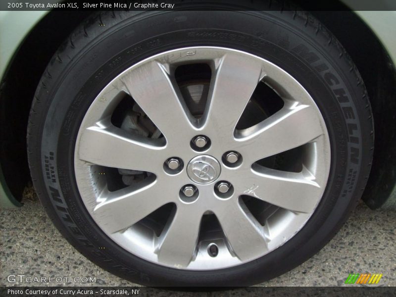 Silver Pine Mica / Graphite Gray 2005 Toyota Avalon XLS