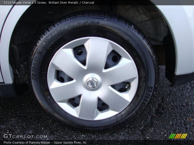  2010 Versa 1.6 Sedan Wheel