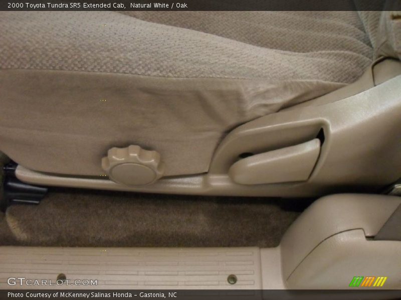 Natural White / Oak 2000 Toyota Tundra SR5 Extended Cab