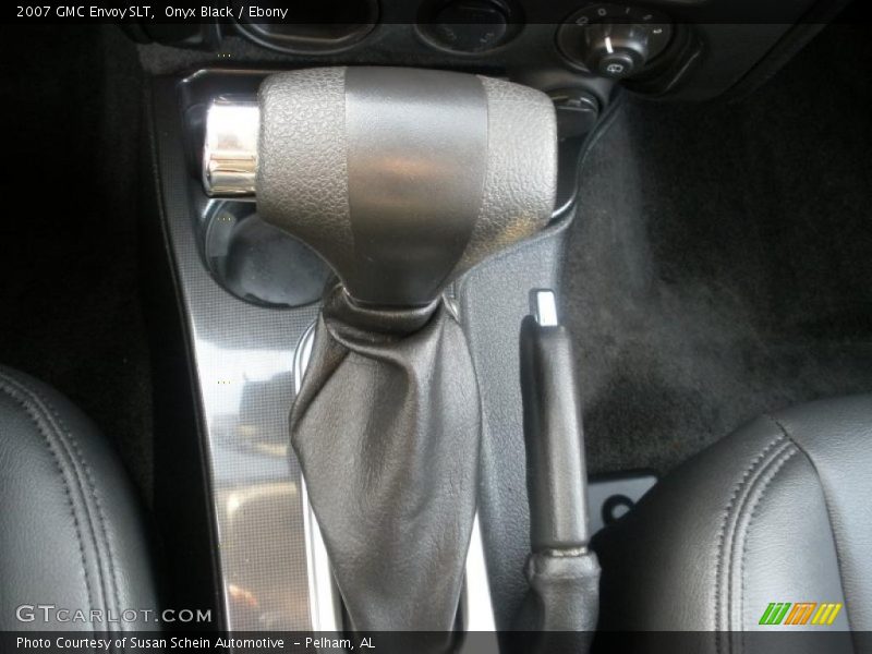 Onyx Black / Ebony 2007 GMC Envoy SLT