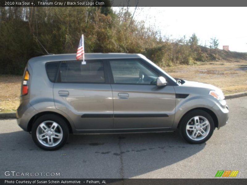 Titanium Gray / Black Soul Logo Cloth 2010 Kia Soul +