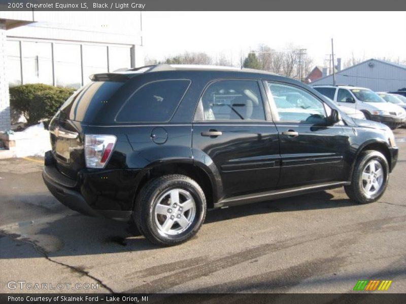 Black / Light Gray 2005 Chevrolet Equinox LS