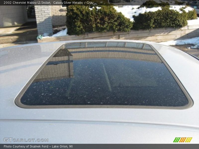 Galaxy Silver Metallic / Gray 2002 Chevrolet Malibu LS Sedan