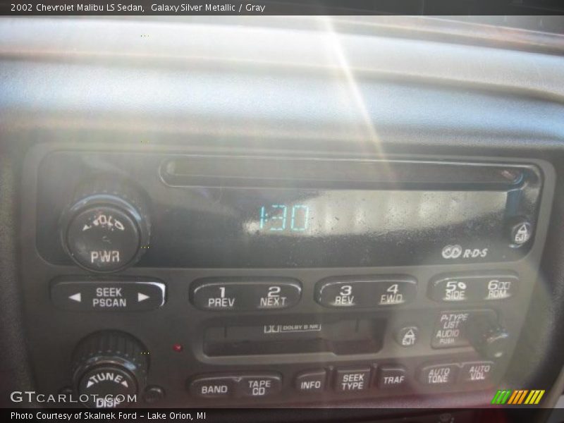 Galaxy Silver Metallic / Gray 2002 Chevrolet Malibu LS Sedan